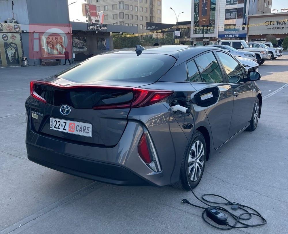 تويوتا بريوس